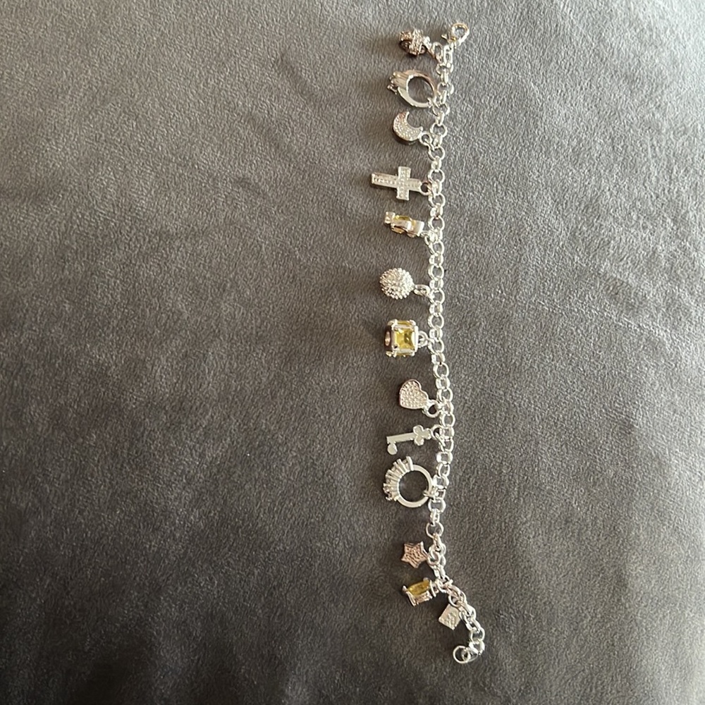 Sterling silver plated charm bracelet 7.5” - Picture 3 of 5